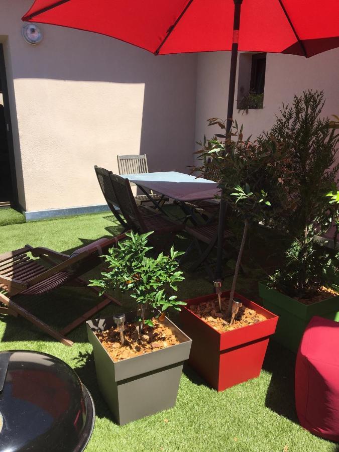 Les Appartements D'Estelle Ла Петит-Пиер Екстериор снимка