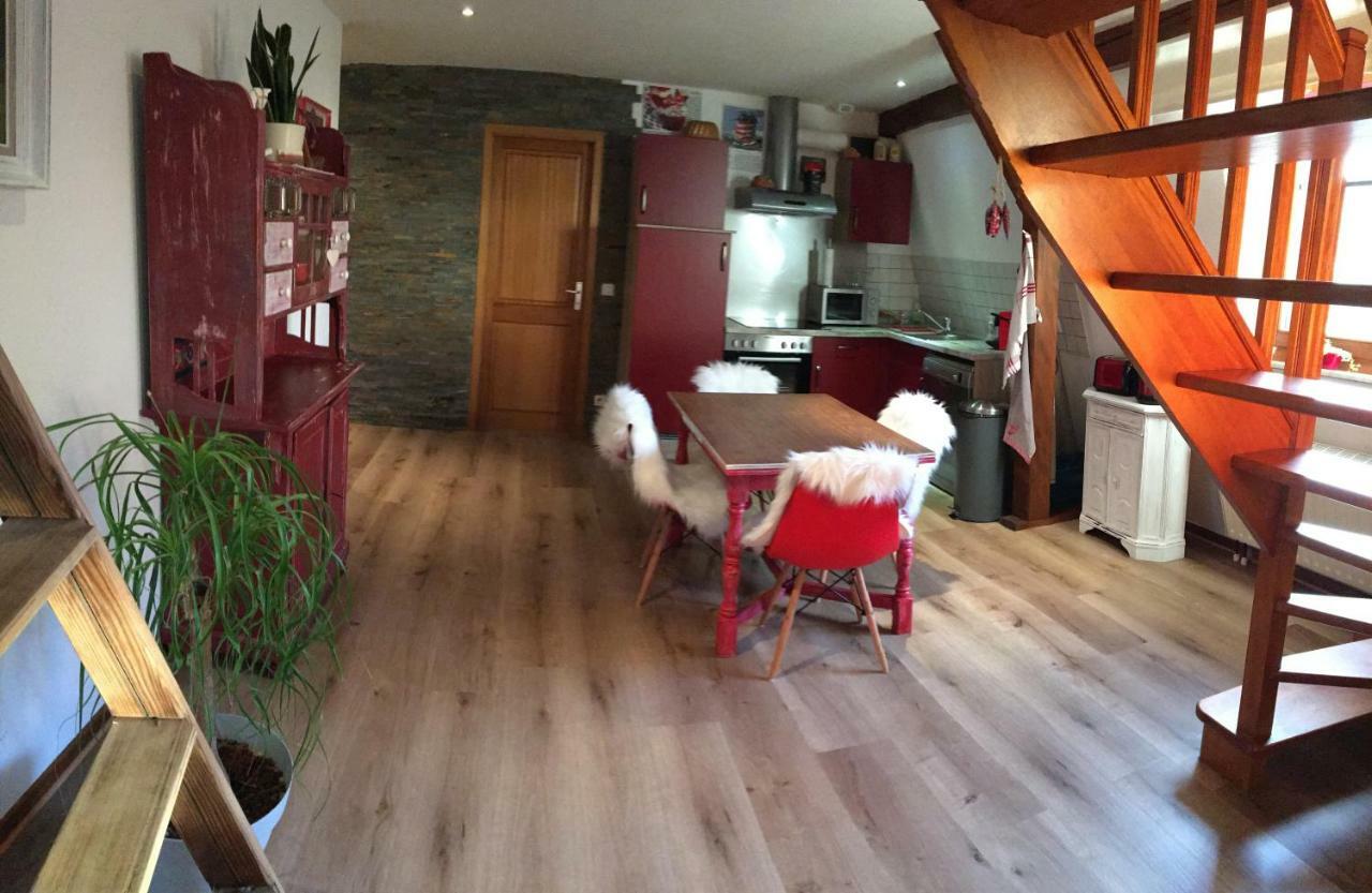 Les Appartements D'Estelle Ла Петит-Пиер Екстериор снимка