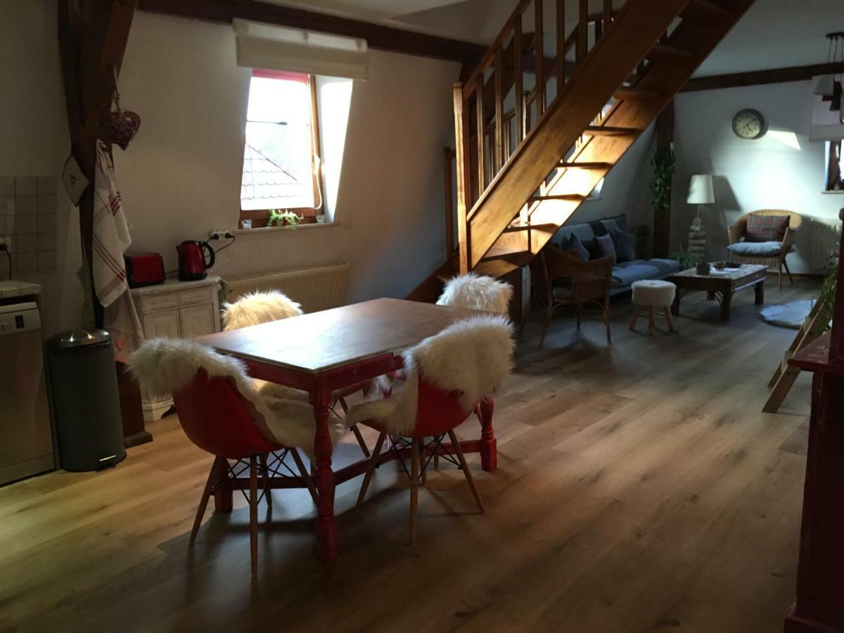 Les Appartements D'Estelle Ла Петит-Пиер Екстериор снимка