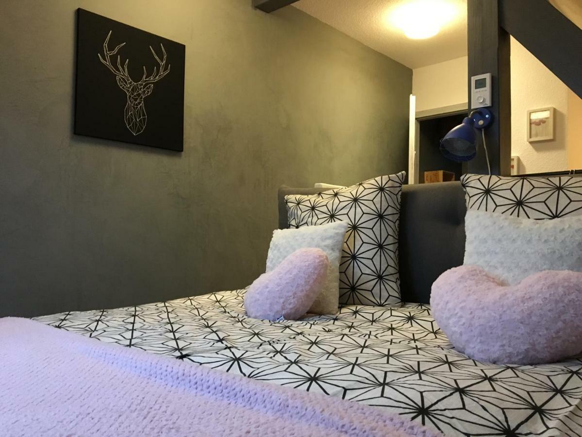 Les Appartements D'Estelle Ла Петит-Пиер Екстериор снимка