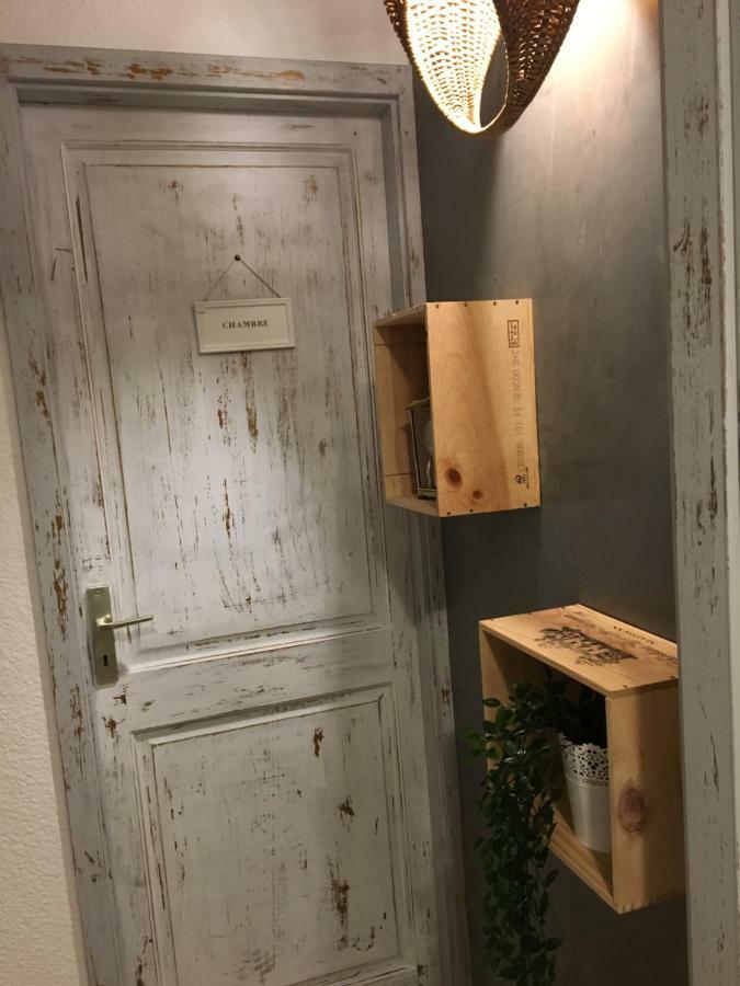 Les Appartements D'Estelle Ла Петит-Пиер Екстериор снимка
